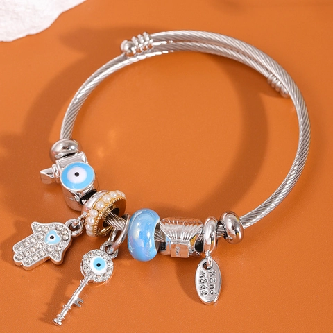 Bracciale con Ciondoli in Lega di Acciaio Inossidabile per Donna Strass Mano di Fatima Occhio di Allah Perla Nappina