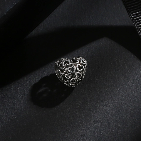 Vintage Antique Silver Hollow Heart Charm Bead Alloy Cutout Design DIY Jewelry Making Accessory For Snake Chain Bracelet Necklace Pendant