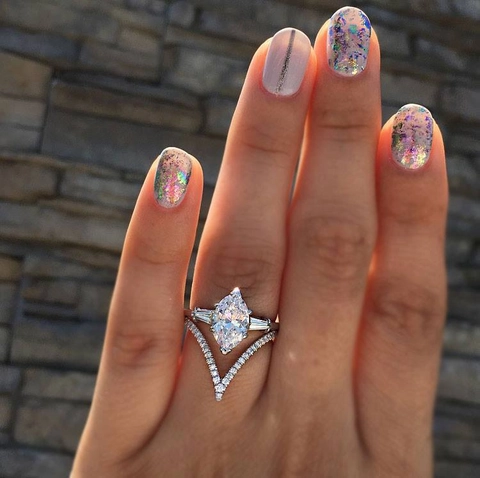 Women Luxury Alloy Rhinestone Ring Set Marquise Cut White Gold Plated Stackable V Shape Wedding Engagement Ring Jewelry