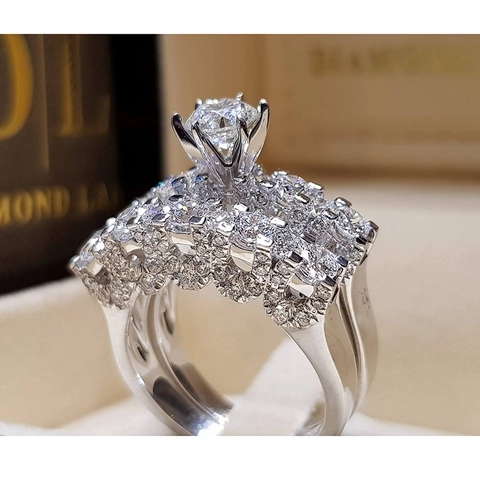 Luxurious Alloy Zirconia Wedding Ring Set For Women Hearts And Arrows Geometric Full Rhinestone Couple Ring Jewelry