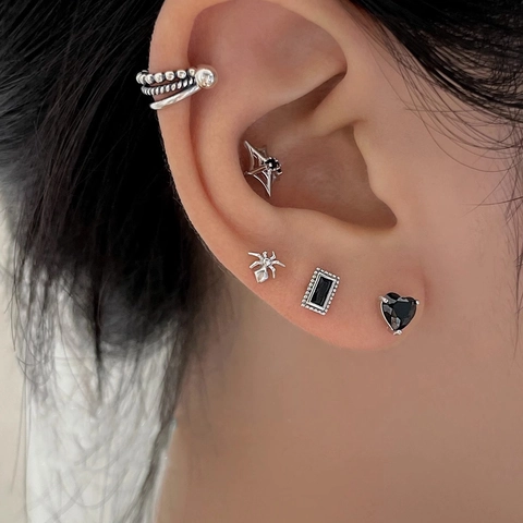 Punk Gothic Copper Black Zirconia Spider Stud Earrings For Women Dark Style Cross Spider Web Barbed Wire Cartilage Earrings