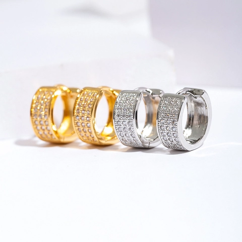 Hip Hop Copper Zirconia Wide Hoop Earrings Pave Row Metal Texture Minimalist Jewelry For Men Women Fashion Ear Buckles