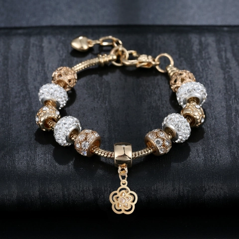 Ins Stijl Goud Legering Charm Armband Voor Vrouwen Vintage Strass Kralen Slangenketting Hart Bloem Hanger DIY Sieraden