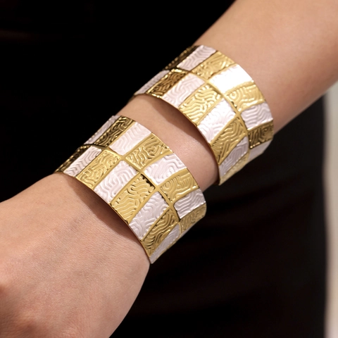Minimalist Stainless Steel Cuff Bracelet For Women Bicolor Gold Silver Leaf Checkerboard Wrinkled Open Armband Bangle Jewelry