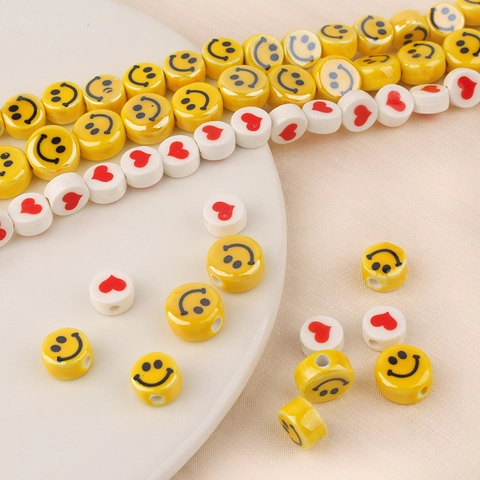 Cuentas de Cerámica Vintage Cara Sonriente Corazón Clásico Disco Plano Redondo Cuentas Sueltas para Fabricación de Joyas
