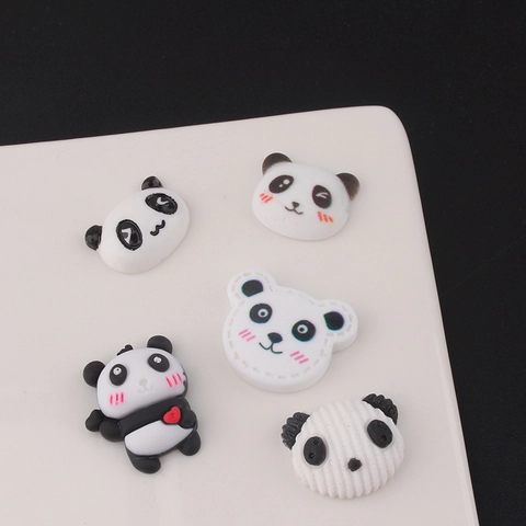 Simpatici Ciondoli in Resina a Forma di Panda Cabochon con Retro Piatto per Decorazione Cover Telefono Fai Da Te