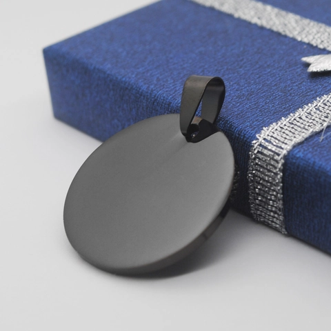 Pendentif Militaire Rond en Acier Titane Minimaliste Mat Poli Pendentif Seul Sans Chaîne pour Hommes Femmes Bijoux DIY