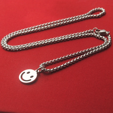 Stainless Steel Pendant Necklace Silver Smile Face Cross Rudder Geometric Charm Hip Hop Minimalist Jewelry For Men Women