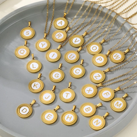 Stainless Steel Round Initial Letter Pendant Necklace Minimalist Gold Alphabet Disc Medallion Necklace For Women Jewelry