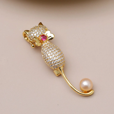Broche Chat Haut De Gamme En Cuivre Avec Zirconia Et Perle d'Eau Douce Pour Femme Épingle Animale Élégante Bijoux