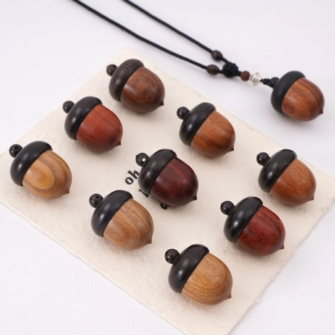Handmade Wooden Acorn Pendant Scented Bottle Small Storage Sandalwood Ebony Redwood Acorn Charm For Necklace Keychain Bag Decoration Gift