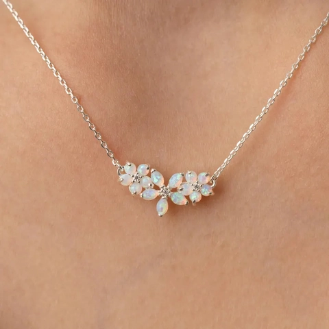 Elegant Flower Pendant Necklace Copper Artificial Opal Rhinestone Gold Silver Plated Clavicle Chain For Women Jewelry