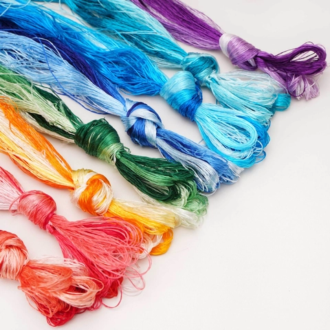 Moerbeizijde Borduurgaren Set Gradiënt Kleuren Voor DIY Handgemaakte Haarspeld Sieraden Maken Naaigaren Accessoires