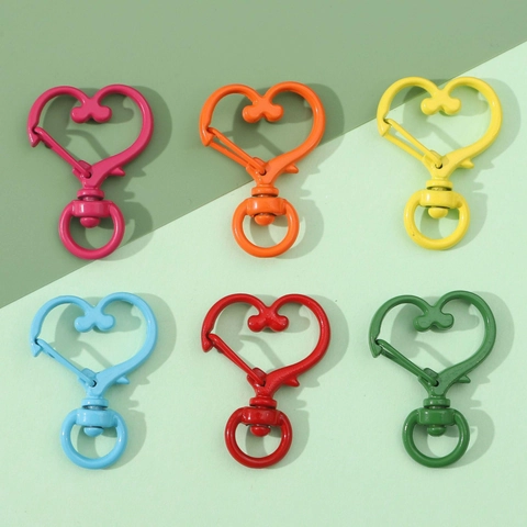 Kleurrijke Hartvormige Draaibare Karabijnsluiting Sleutelhanger Haak Legering Geverfd Metaal Hart Sleutelhanger Accessoires Voor DIY Tas
