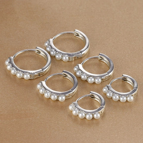 Eleganti Orecchini a Cerchio con Perle Artificiali Placcati Oro 18K da Donna Accessori Gioielli Tondi Geometrici Vintage