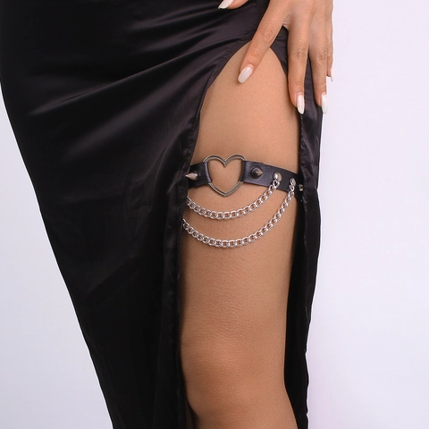 Dames Punk PU-leer Been Kousenband Met Hart Metalen Ring Zilveren Ketting Klinknagel Harajuku Gothic Verstelbare Dij Ring Sieraden