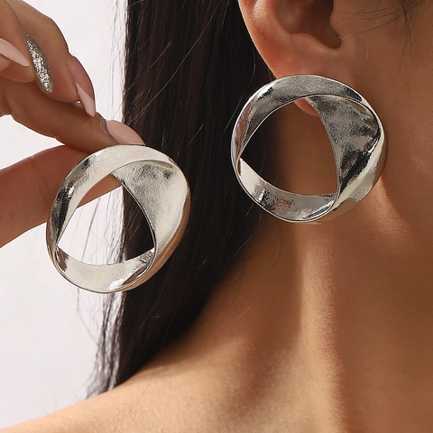 Vintage Legierung Rund Geometrische Creolen Für Damen Übertriebene Geflochtene Textur Mobius Twist Ohrringe Mode Statement Schmuck