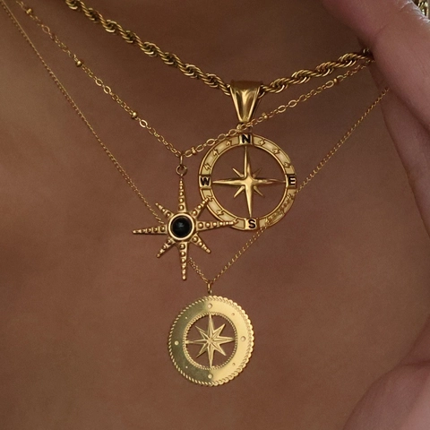 Stainless Steel Gold Plated Compass Necklace Eight Pointed Star Lucky Star Pendant Round Hollow North Star Jewelry Women Men