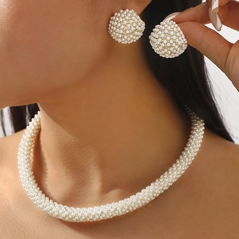 Elegantes Künstliche Perlenimitat Strass Schmuck Zubehör Legierung Choker Halskette Rund C Form Ohrringe Für Damen Hochzeit Party Braut Mode