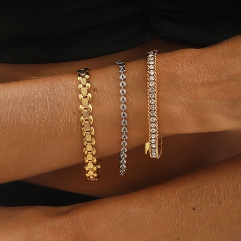 Pulsera Minimalista de Acero Inoxidable Chapado en Oro de 14K para Mujer Cadena de Corazón Pulsera de Tenis con Strass