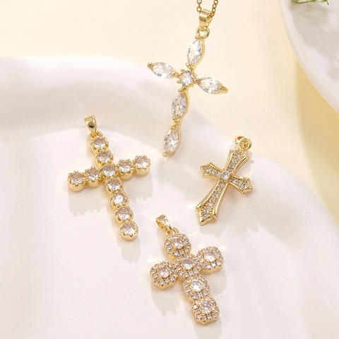 Stainless Steel Cross Pendant Necklace For Women Elegant Zirconia Inlaid Religious Fashion Jewelry Communion Gift Gold Silver