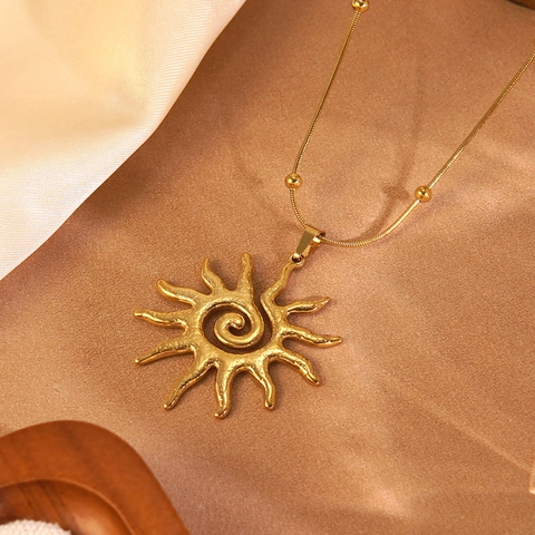 Stainless Steel Hammered Spiral Sun Necklace Earrings And Ring Luxury Gold Sun Pendant Jewelry Set For Women Party Gift