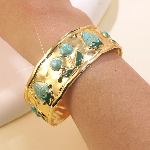 Vintage Stainless Steel Gold Plated Cuff Bracelet Sweet Strawberry Cherry Enamel Fruit Pattern Wide Open Bangle For Women Fashion Jewelry