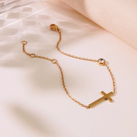 Stainless Steel Cross Zirconia Bracelet For Women Gold Plated Artificial Pearl Dainty Chain Minimalist Jewelry Gift For Daily Wear