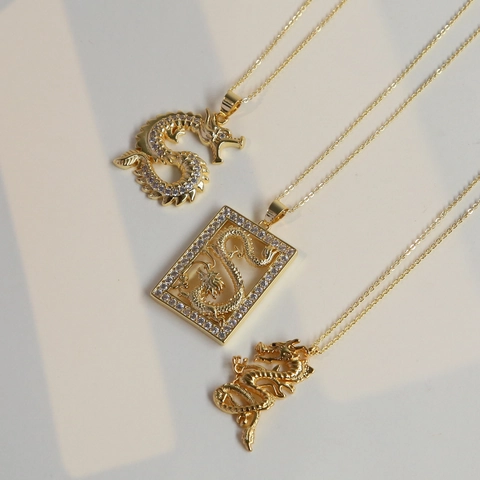 Fashion Brass Gold Plated Zirconia Dragon Pendant Necklace For Women Chinese Zodiac Dragon Jewelry Clavicle Chain Gift