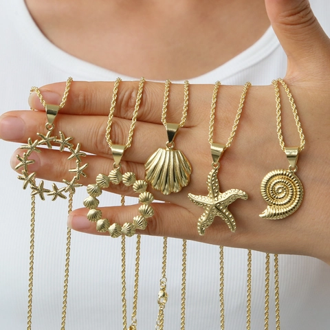 Collier Thème Océan Plage d'Été en Laiton Plaqué Or Coquillage Étoile de Mer Pendentif Bijoux pour Femmes Accessoire de Vacances