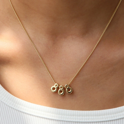 Collar de Latón Bañado en Oro 18K con Colgante de Número de Ángel Pulido Joyería de Número de la Suerte Regalo para Mujer Plata