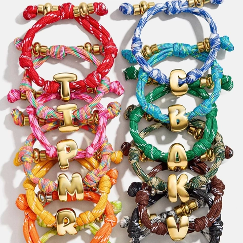 Dopamin-Farbe Geflochtenes Seil Armband Für Damen Kupfer Glatter Bubble Anfangsbuchstabe Anhänger Verstellbarer Schmuck Geschenk