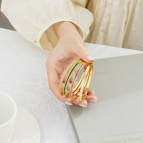 Bracelet Jonc Vintage Français en Acier Inoxydable Strass Baguette Colorés pour Femmes Plqué Or Argent Bijoux Elégants