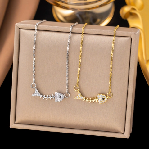Minimalist Stainless Steel Fishbone Pendant Necklace For Women Elegant Hollow Fish Bone Zircon Inlaid Animal Shape Jewelry