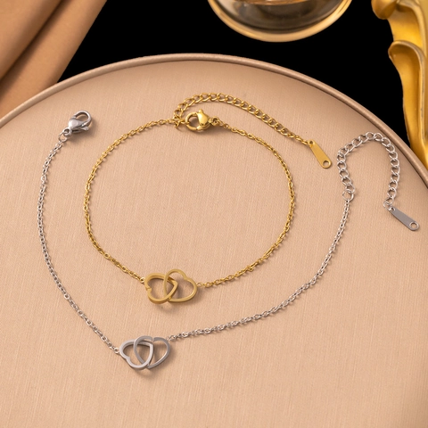 Bracelet et Collier en Acier au Titane avec Double Cœur pour Femme Bijoux Minimalistes Cœurs Entrelacés Cadeau Quotidien