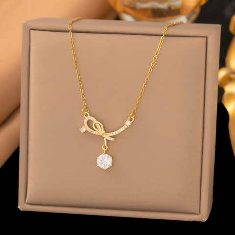 Fashion Stainless Steel Bowknot Pendant Necklace For Women Sparkly Zirconia Ribbon Clavicle Chain Jewelry Gift For Dating