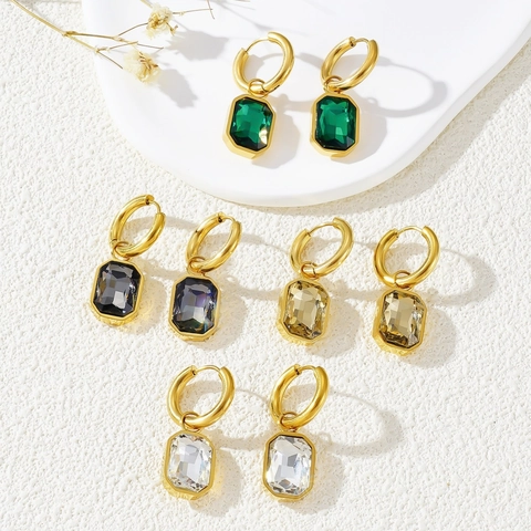 Orecchini a Cerchio Huggie in Acciaio al Titanio Geometrico Vintage Placcato Oro con Strass Rettangolari per Donna Gioielli