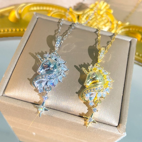 Lussuosa Collana Con Ciondolo Unicorno In Acciaio Al Titanio Intarsio In Zirconia Di Rame Stella Oro Argento Gioielli