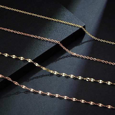 Femme Chaîne de Collier en Acier Titane Plaqué Or 18K Chaîne de Câble Mince Chaîne à Lèvres Bijoux de Clavicule Minimalistes