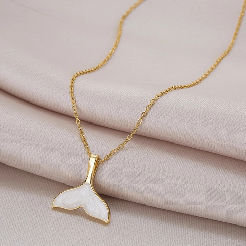 Minimalist 18K Gold Plated Titanium Steel Fishtail Pendant Necklace For Women Elegant Enamel Whale Tail Clavicle Chain Jewelry