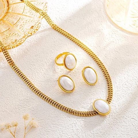 Vintage Edelstahl Künstliche Perle Schmuckset Dicke Kette Halskette Ohrstecker Verstellbarer Ring Für Damen Retro