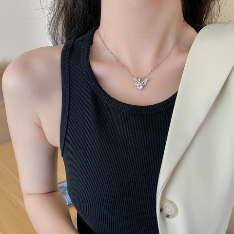 Korean Forest Style Titanium Steel Deer Antler Pendant Necklace For Women Inlaid Zircon Clavicle Chain Jewelry Christmas Gift