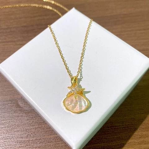 Collier Pendentif Étoile de Mer et Coquillage en Acier Titane Plaqué Or Argent Zircone Bijoux Thème Marin pour Femme