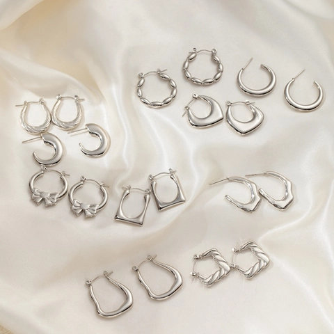 Vintage Edelstahl Creolen Für Damen Punk Geometrisch Texturiert Versilbert Titanstahl Hypoallergen C-förmige Runde Huggie Ohrringe Schmuck