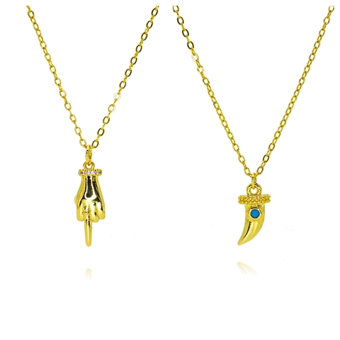 Collier Pendentif en Cuivre pour Femmes Micro Incrusté Strass Geste du Doigt d'honneur Turquoise Croissant Corne Bijoux Chaîne