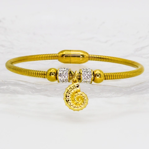 Luxury Stainless Steel Snake Chain Bracelet For Women Gold Plated Copper Marine Shell Conch Starfish Charm Zirconia Magnetic Clasp Bangle