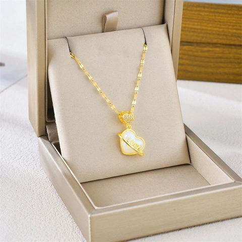 Light Luxury Titanium Steel Necklace Planet Heart Pendant For Women Copper Zirconia Luck Engraved Gold Silver Jewelry Neck Chain