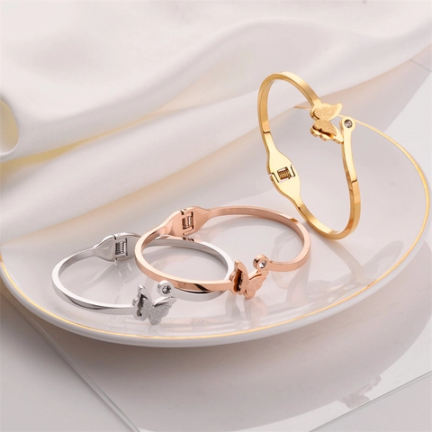 Fashion Stainless Steel Butterfly Rhinestone Open Bangle Frosted Butterfly Elegant Hinged Bracelet For Women Jewelry Gift