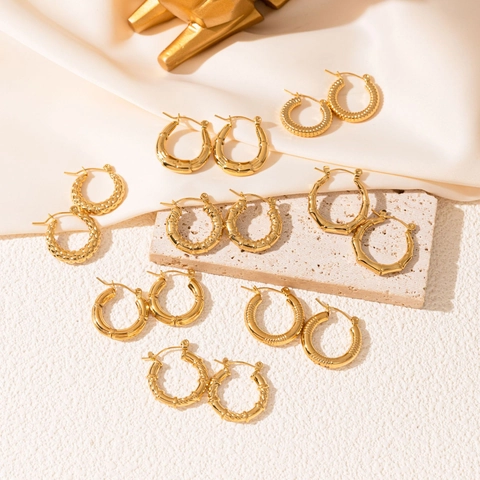 Orecchini a Cerchio in Acciaio al Titanio Vintage per Donna Design di Nicchia Trama Geometrica a Bambù e Torsione Gioielli di Moda