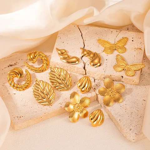 French Elegant 18K Gold Plated Titanium Steel Earrings For Women Elegant Butterfly Leaf Floral Shell Stud Earrings Minimalist Fashion Jewelry